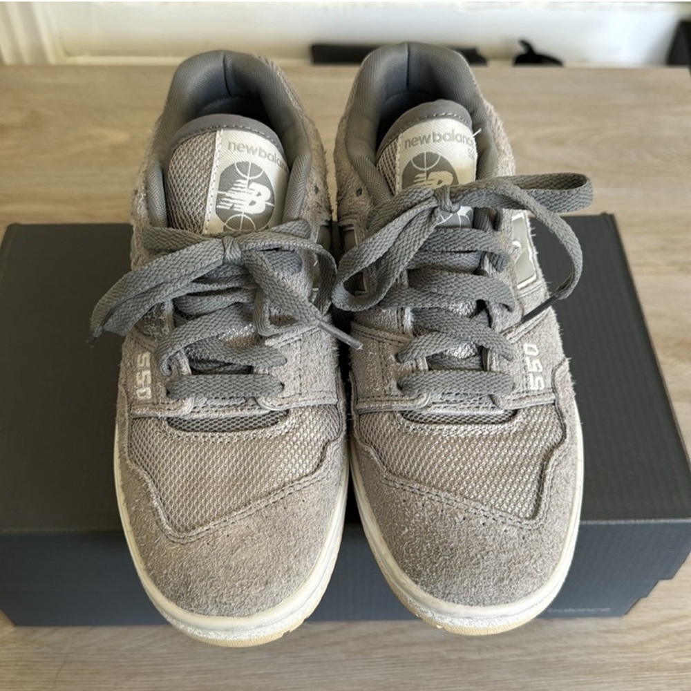 New Balance Men's Suede Gray Sneakers